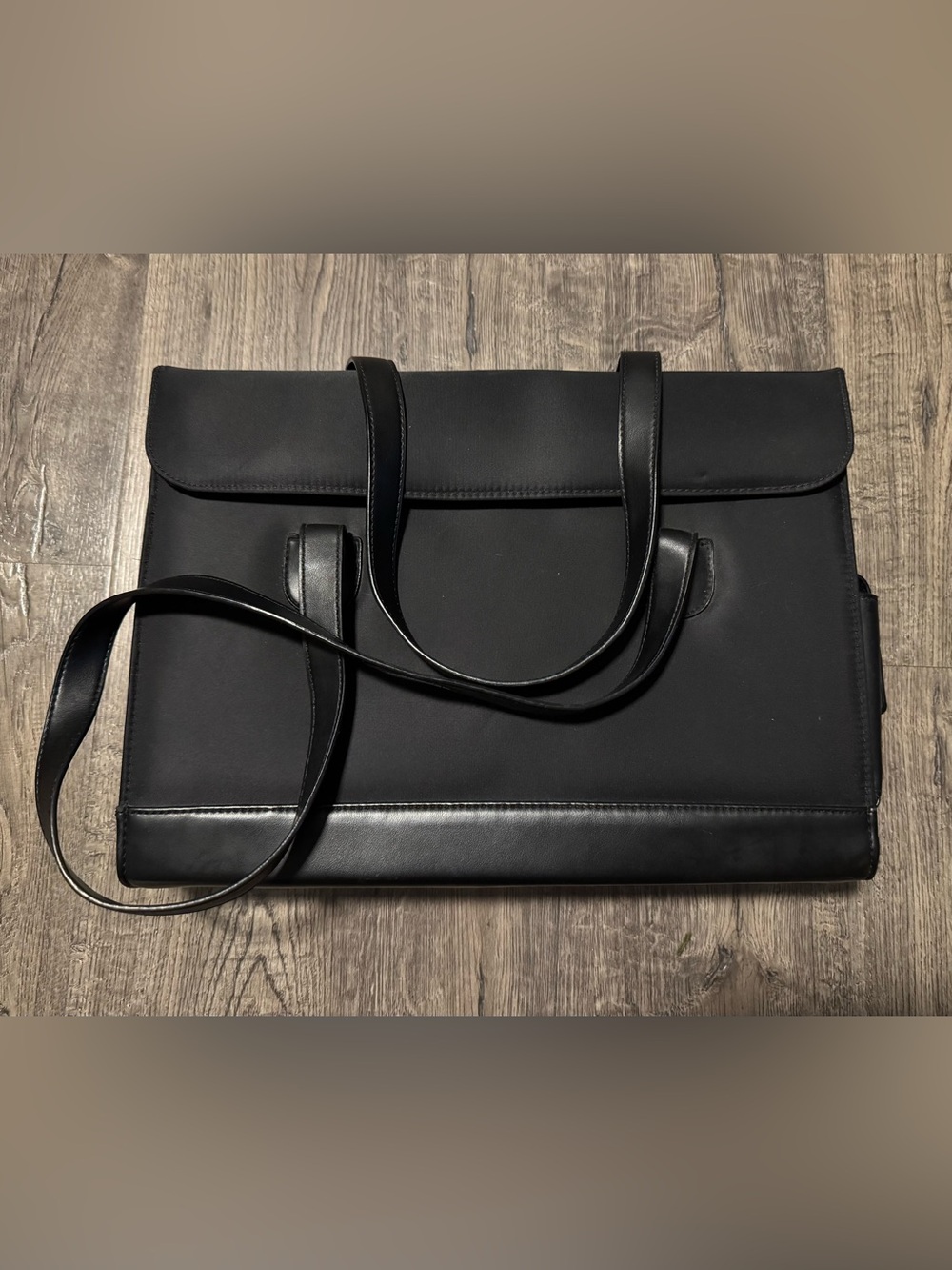 Black Nylon Padded Shoulder/Messenger Laptop Bag Case 15x11x3